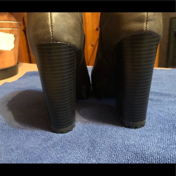 Candies Perkins Boots - Picture 8 of 12